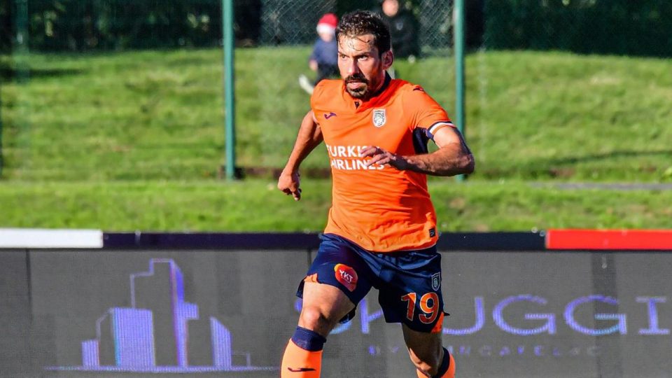 Başakşehir Şener Özbayraklı’yla yollarını ayırdı