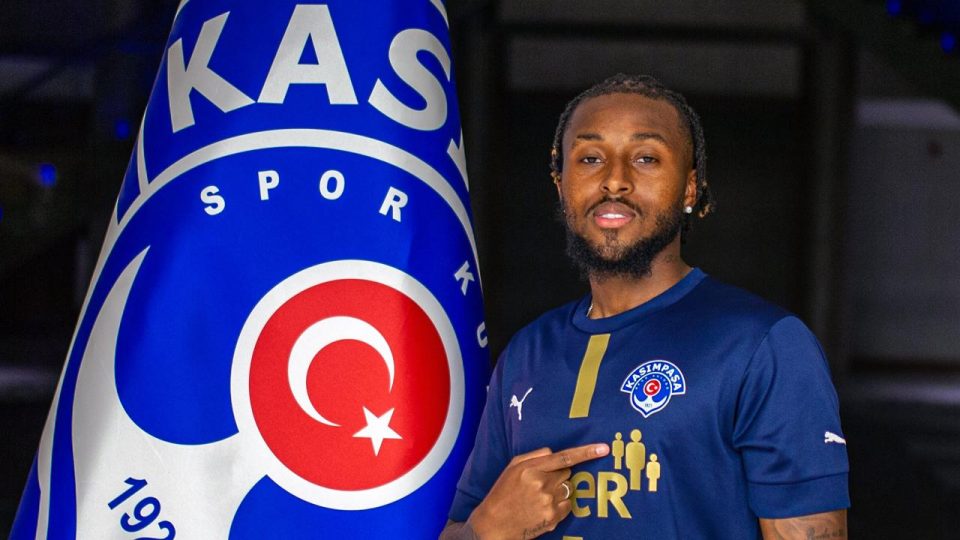 Kasımpaşa’dan orta sahaya takviye
