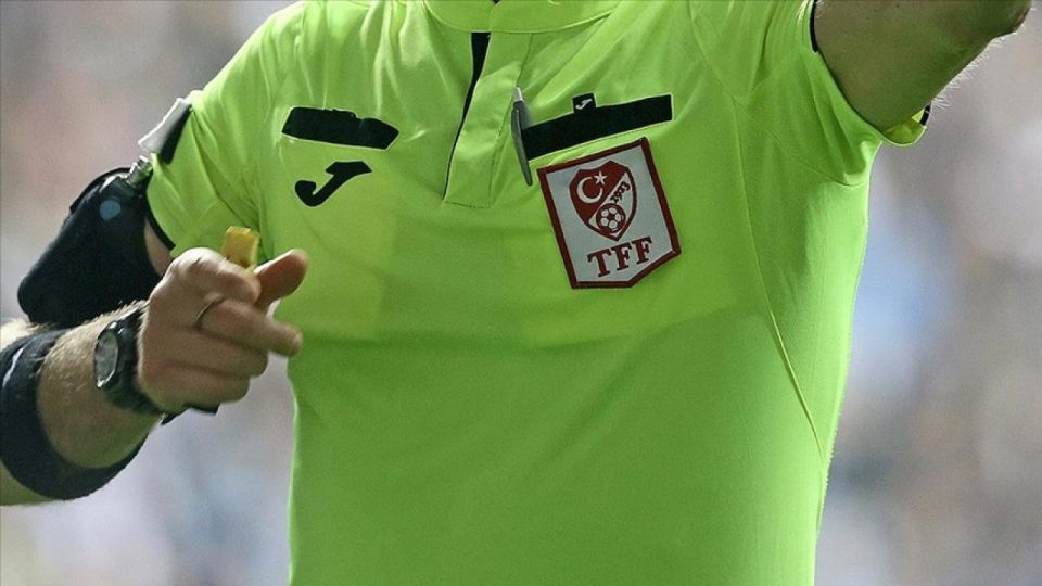 Fenerbahçe-Galatasaray maçının hakemi belli oldu