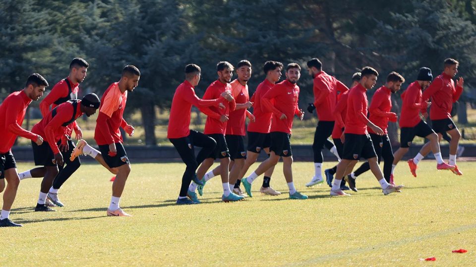 Kayserispor Fenerbahçe maçına odaklandı