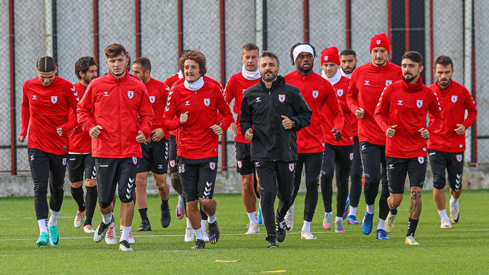 Samsunspor’a iki dönem transfer yasağı